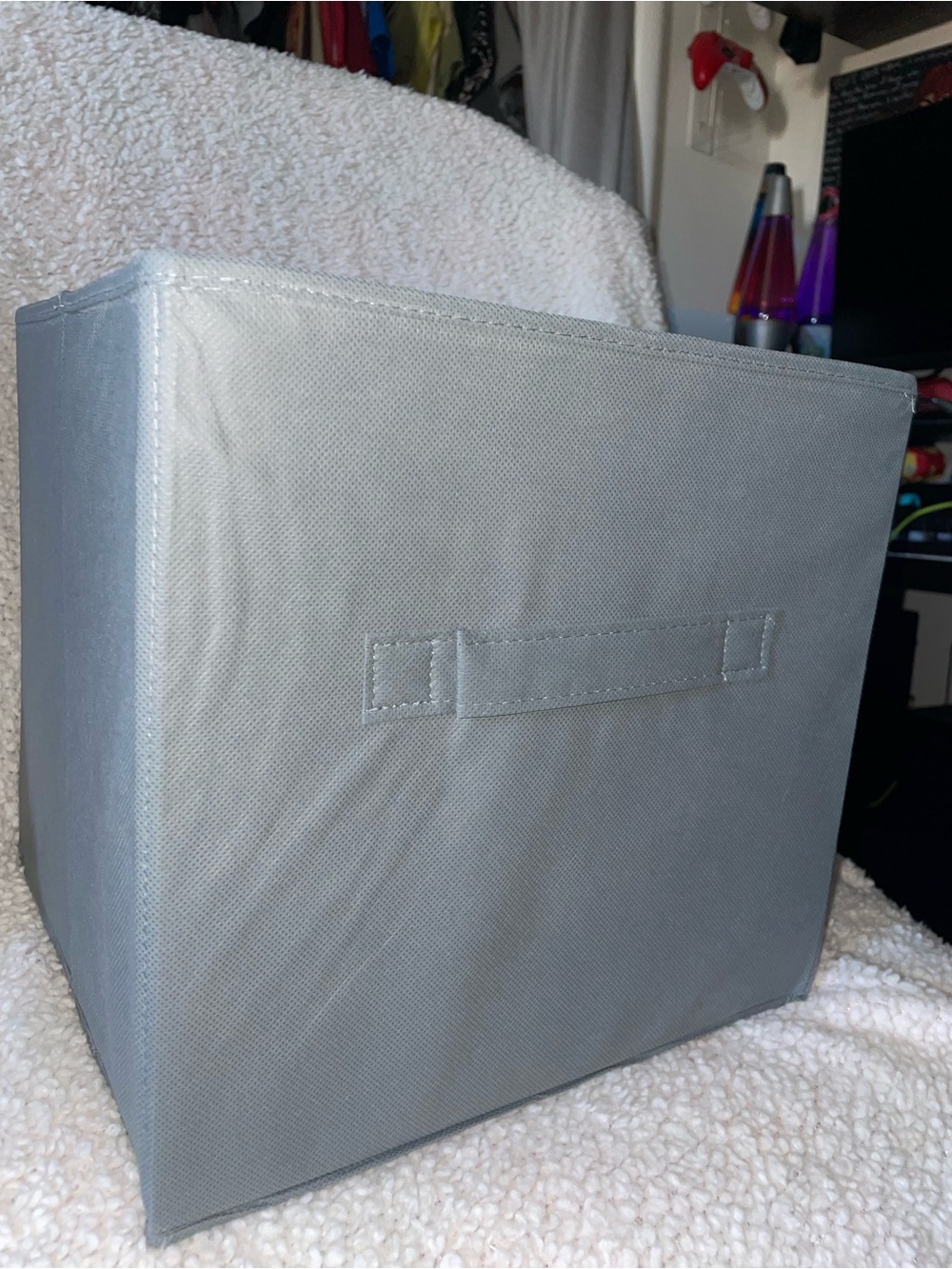 Collapsible storage container - Picture 2 of 3